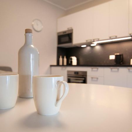 Апартаменты Sangiohouse - Parking & Wifi Верона Экстерьер фото